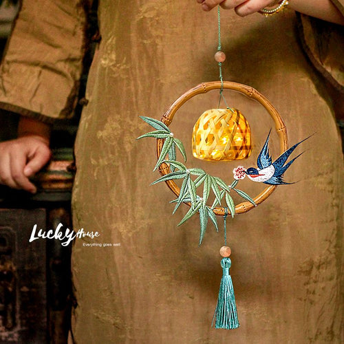 「縁側の春灯」花鳥灯籠飾り