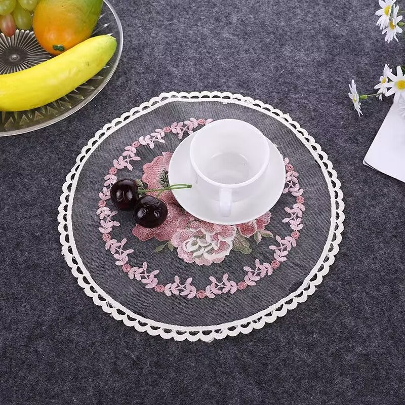 20cm  アンティーク調花柄刺繍オーガンジーマット