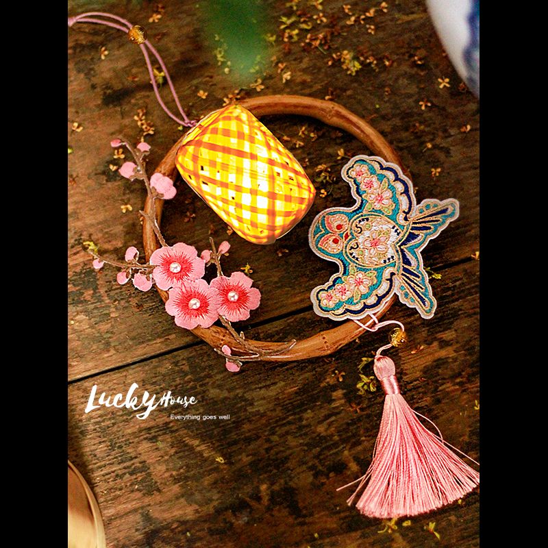 「縁側の春灯」花鳥灯籠飾り