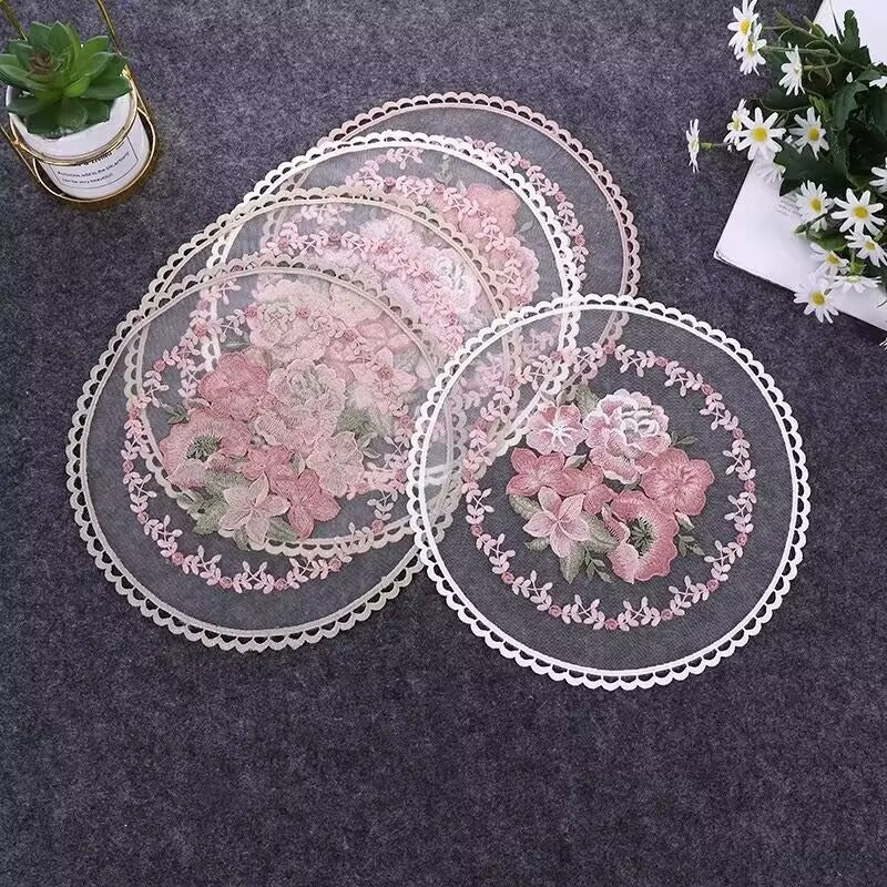 20cm  アンティーク調花柄刺繍オーガンジーマット