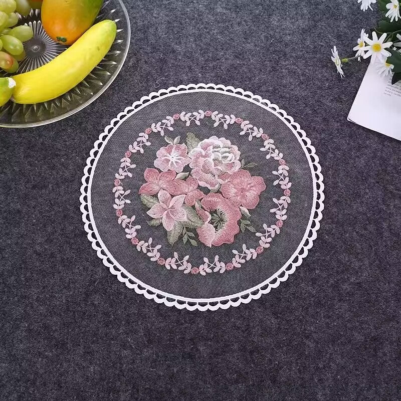 20cm  アンティーク調花柄刺繍オーガンジーマット